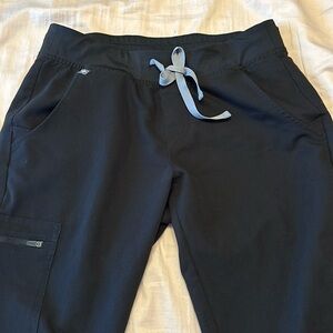 COPY - Figs Black Zomora Scrub Bottoms